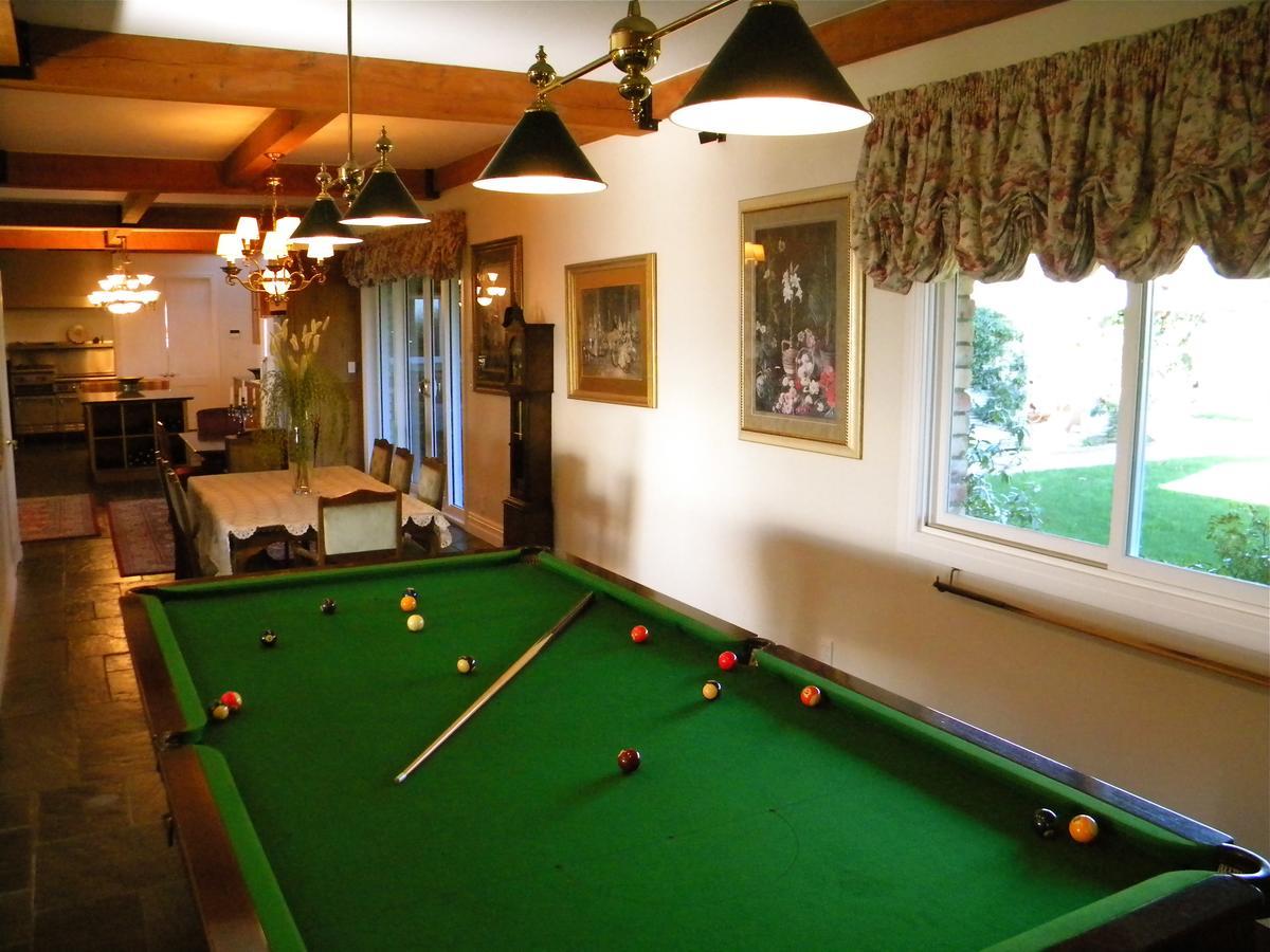 Eagle Ridge Lodge タウランガ エクステリア 写真